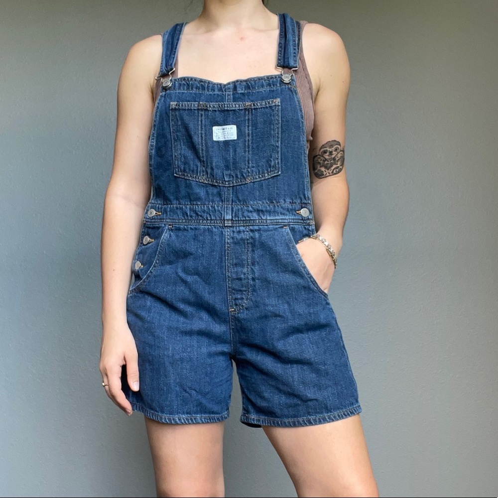 Women’s Levi’s Dark Blue Cotton Shorts Overalls Dungarees Sz S